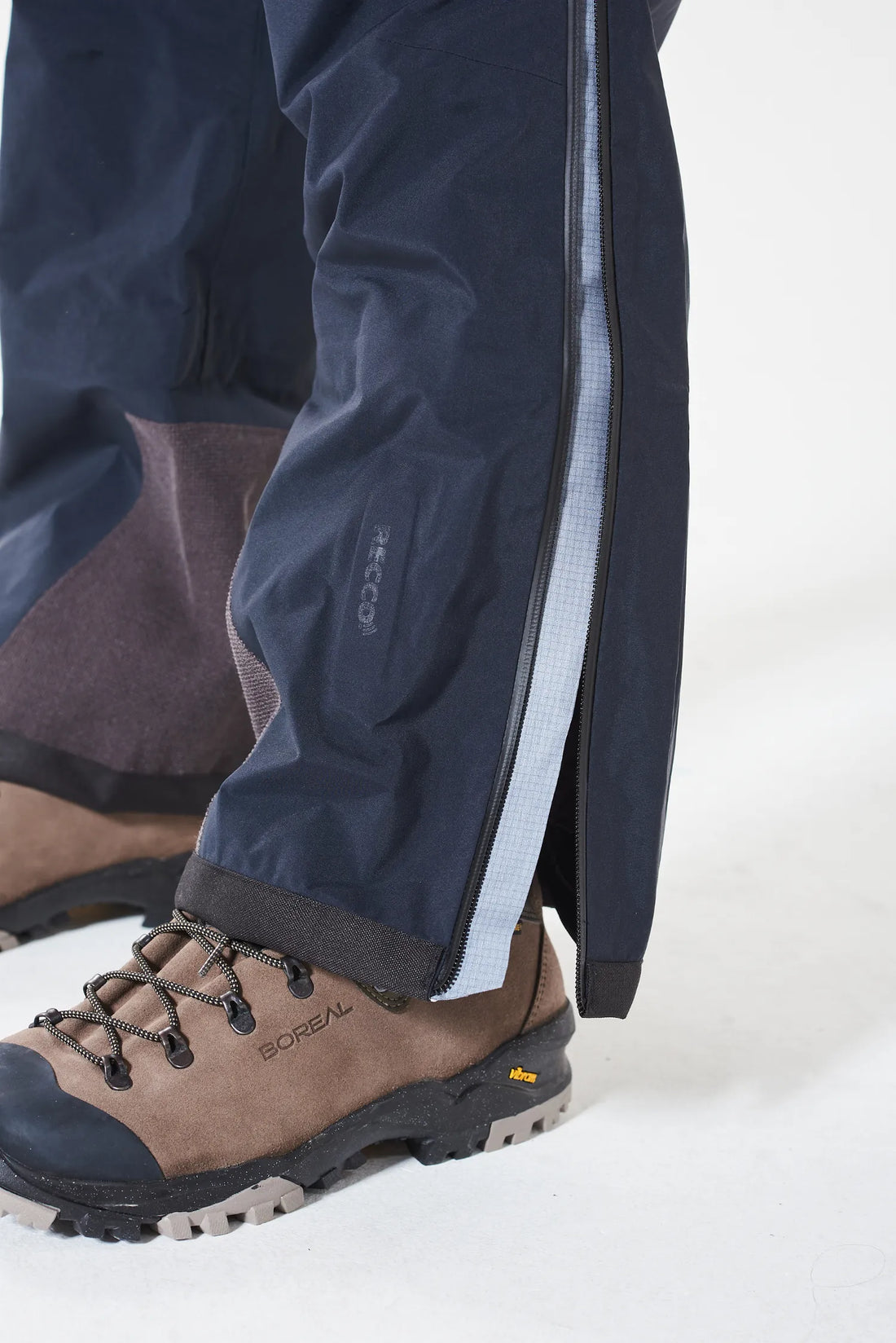 Ventilación lateral con solapa interna