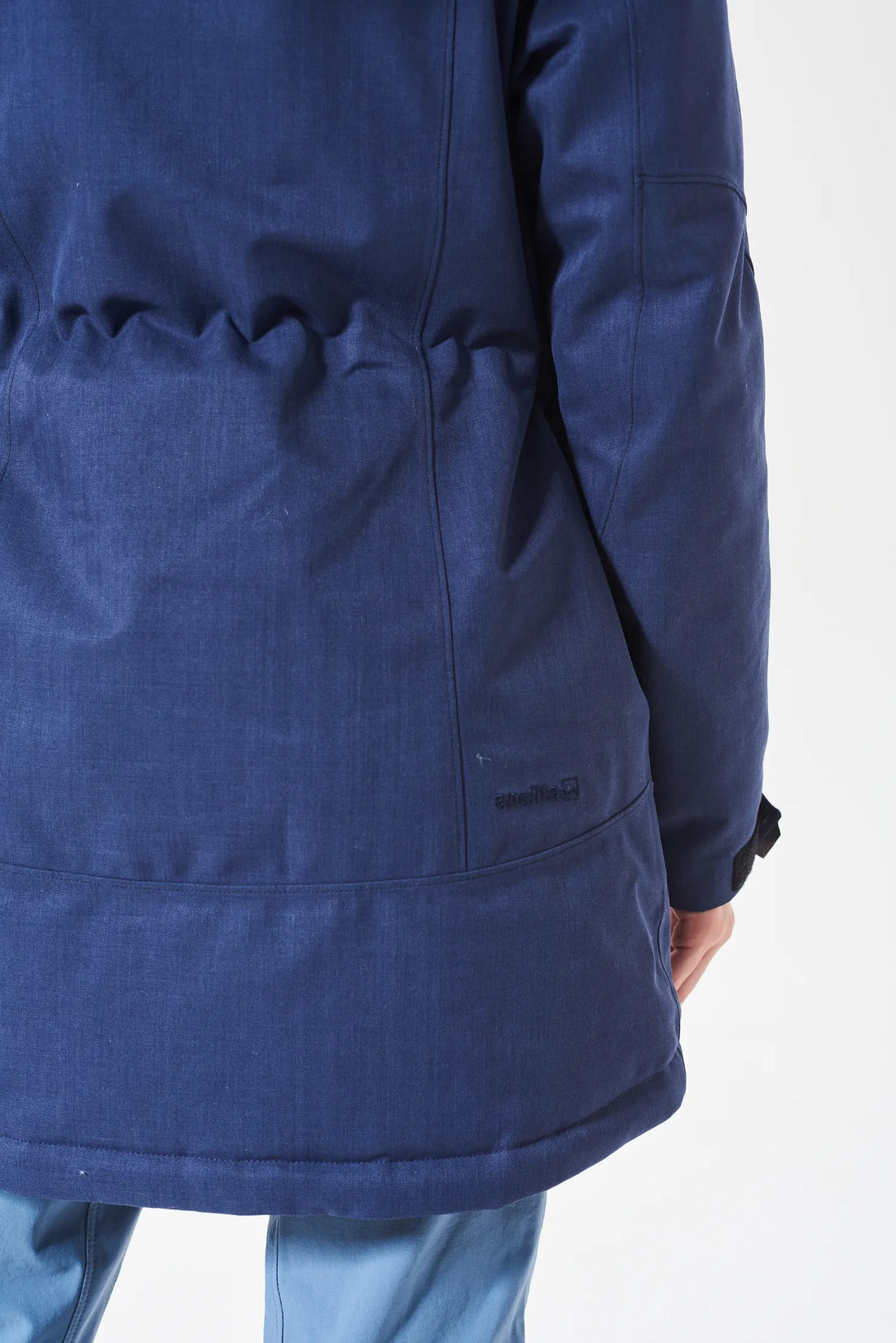 Calce amplio y largo