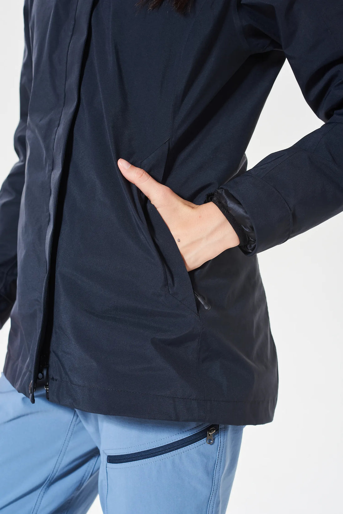 Bolsillos laterales YKK®