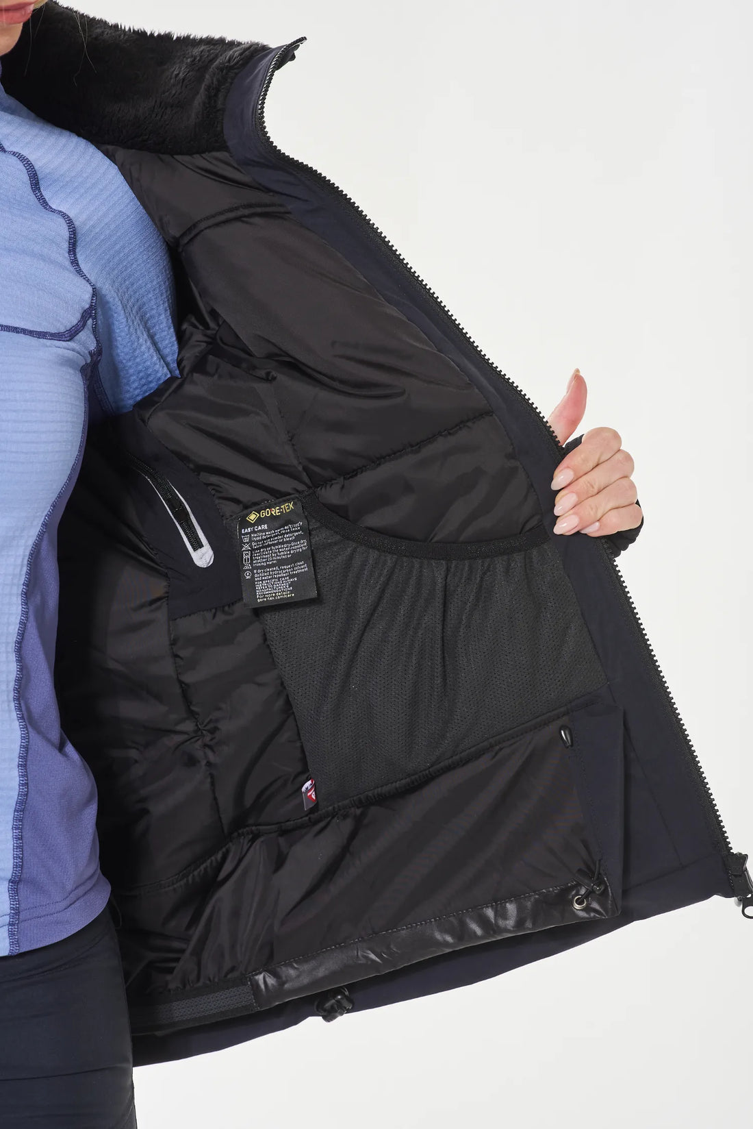 Bolsillo interno de fácil acceso