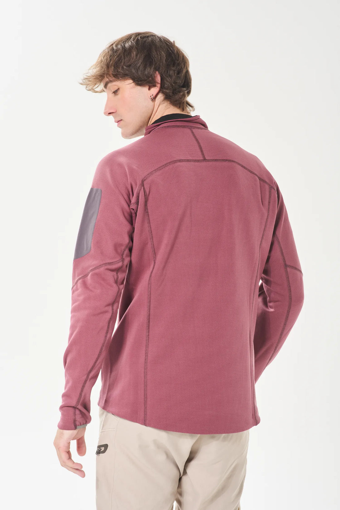 Abrigada, Ligera y Repelente